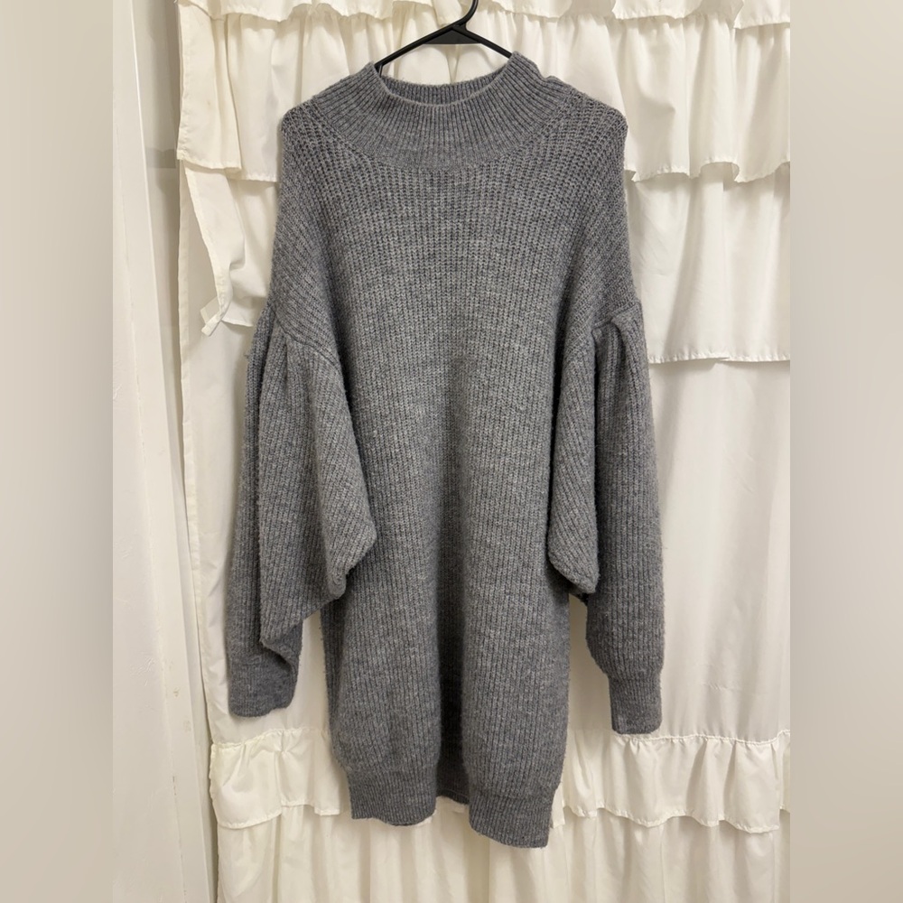 Women’s M/L Aaron & Amber Sweater Dress